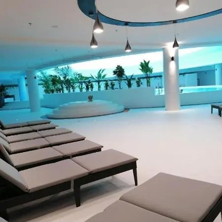 Hanza Tower Sky-20 Spa Pool & Jacussi & Sauna * Szczecin