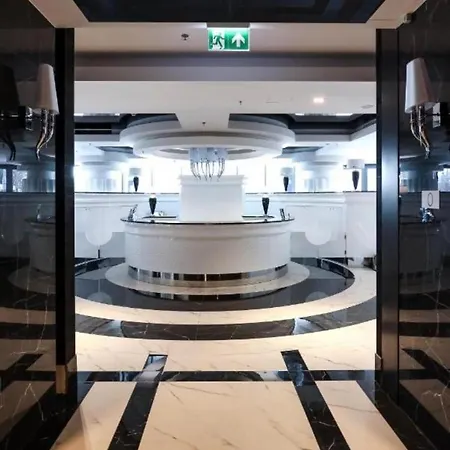Apartment Hanza Tower Sky-20 Spa Pool & Jacussi & Sauna *